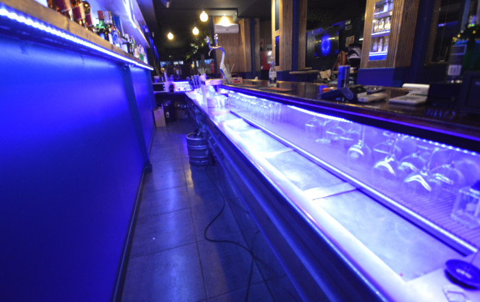 Transfert - Bar Copas Musical -
Barcelona - Eixample Izquierdo