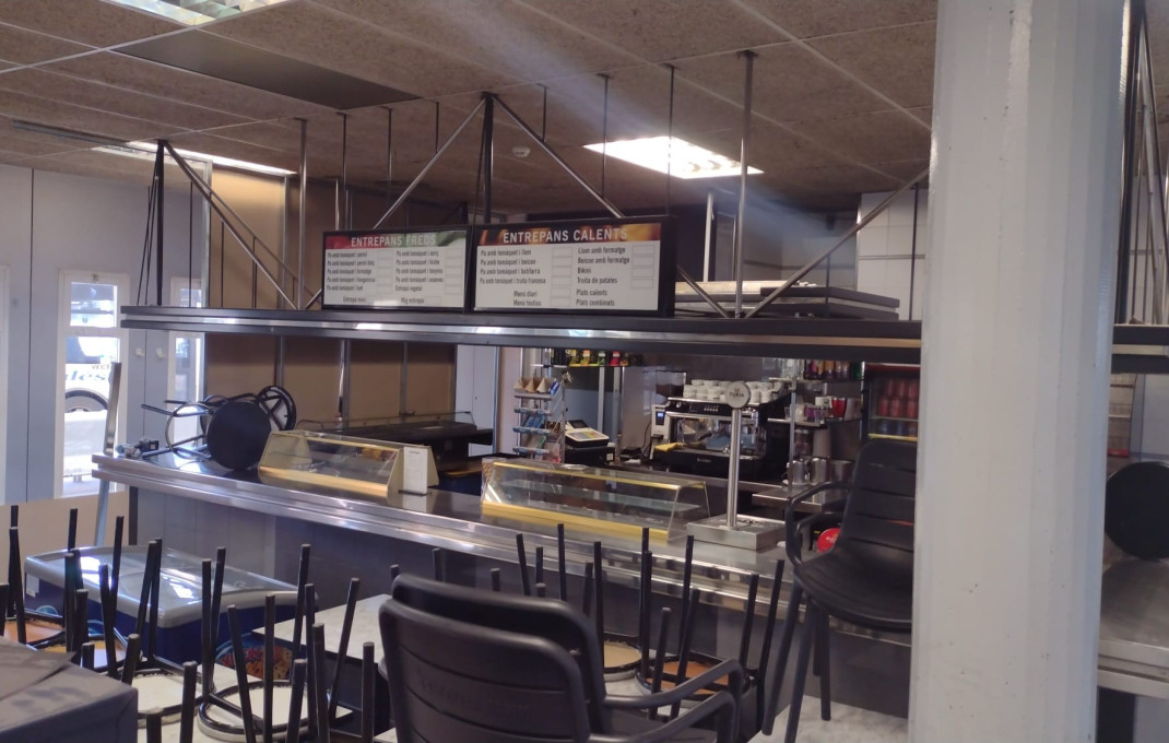 Traspaso - Bar Restaurante -
Vic