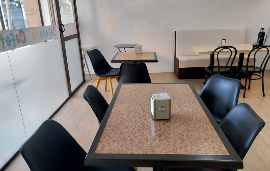 Traspaso - Bar-Cafeteria -
Sabadell