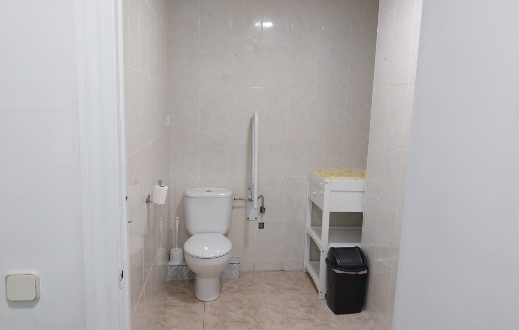 Traspaso - Bar-Cafeteria -
Sabadell