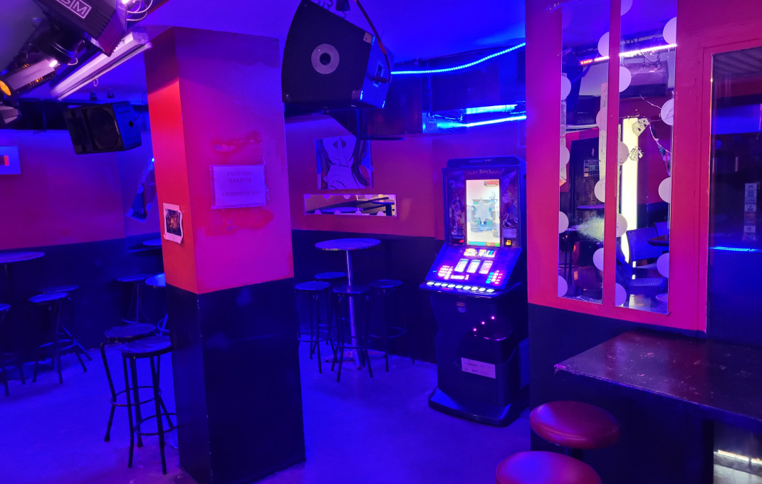 Traspaso - Bar Copas Musical -
Cornella de Llobregat - Sant Ildefons