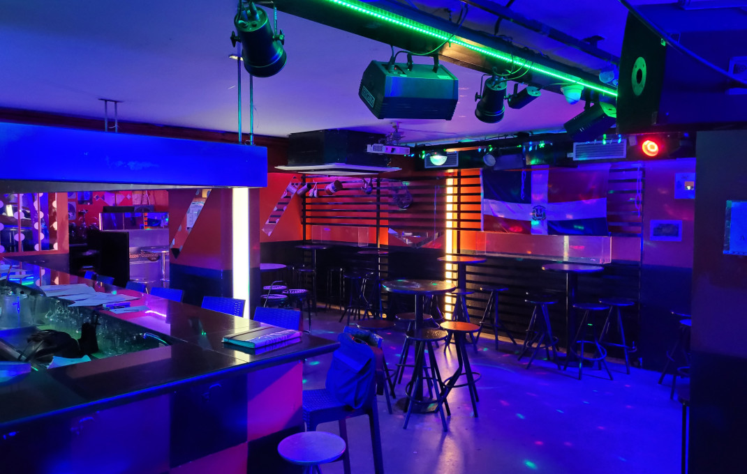 Traspaso - Bar Copas Musical -
Cornella de Llobregat - Sant Ildefons