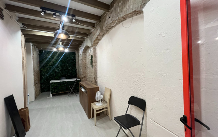 Traspaso - Peluquerias y Estetica -
Barcelona - Ciutat Vella