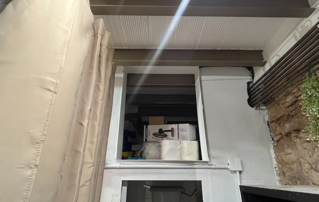 Traspaso - Peluquerias y Estetica -
Barcelona - Ciutat Vella