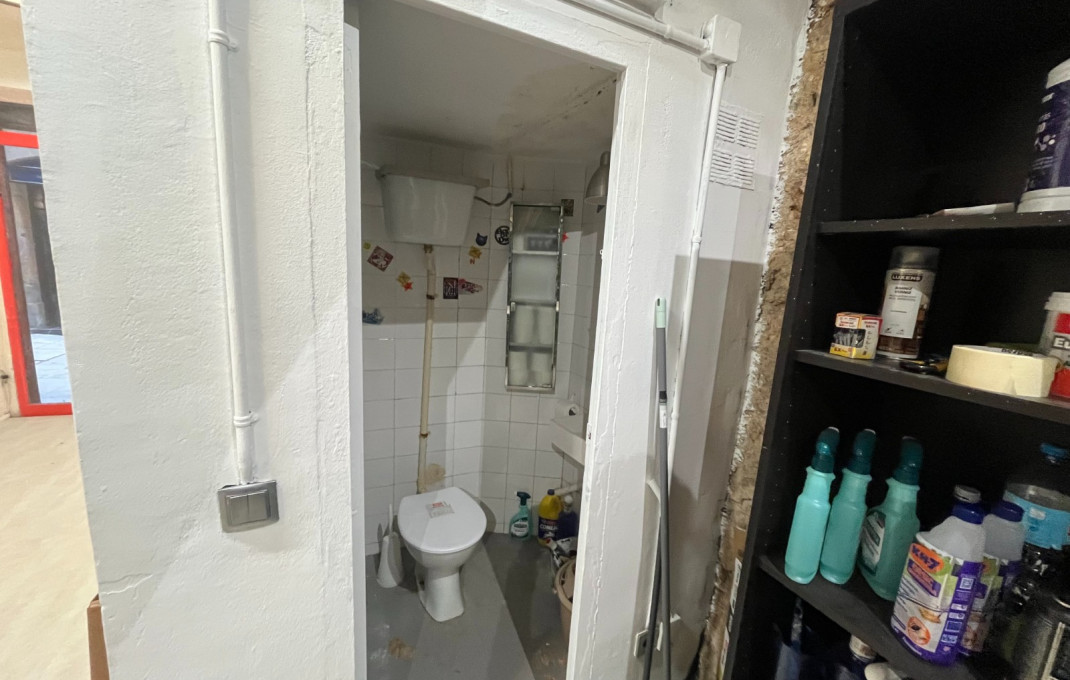 Traspaso - Peluquerias y Estetica -
Barcelona - Ciutat Vella