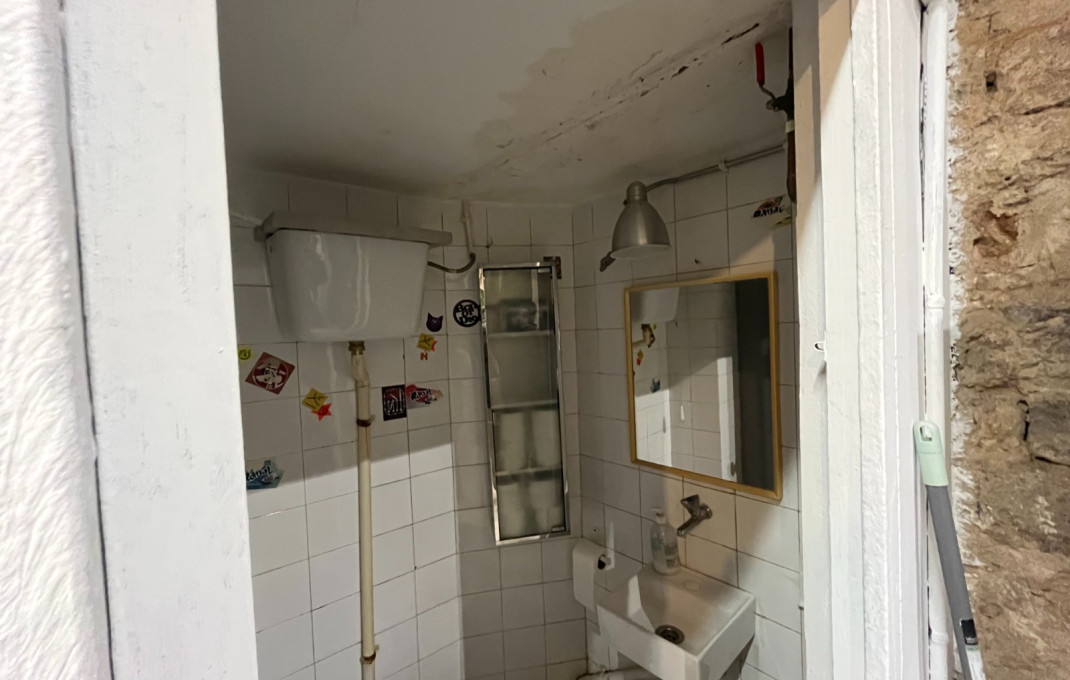 Traspaso - Peluquerias y Estetica -
Barcelona - Ciutat Vella