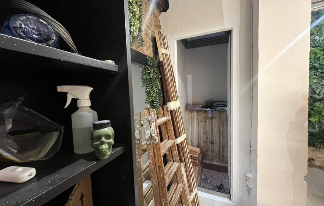 Traspaso - Peluquerias y Estetica -
Barcelona - Ciutat Vella