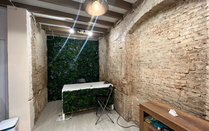 Traspaso - Peluquerias y Estetica -
Barcelona - Ciutat Vella