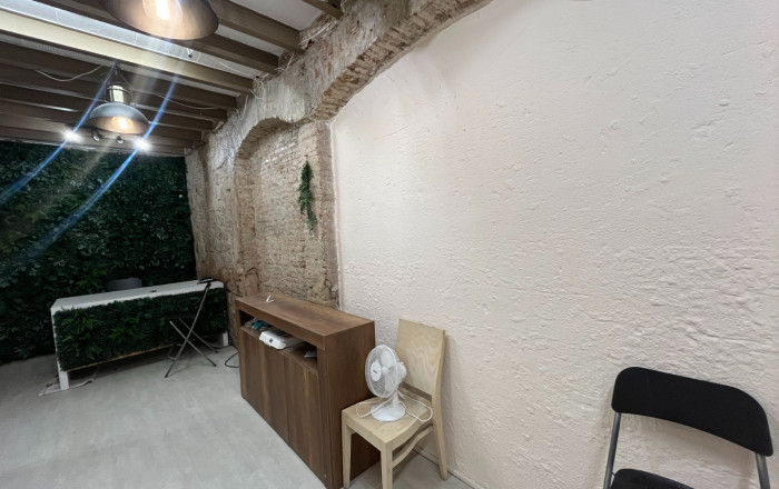 Traspaso - Peluquerias y Estetica -
Barcelona - Ciutat Vella