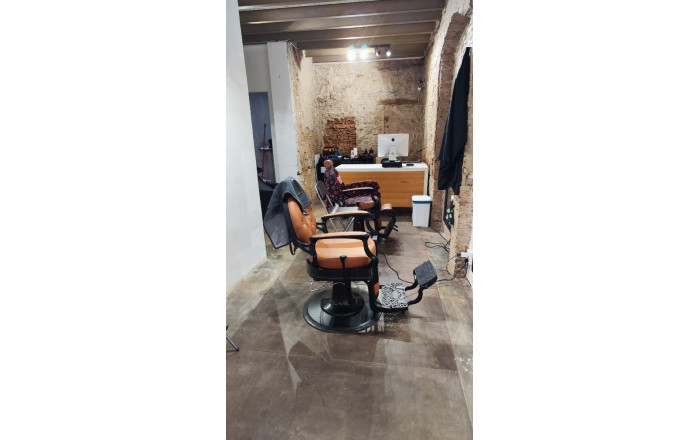 Traspaso - Peluquerias y Estetica -
Barcelona - Ciutat Vella