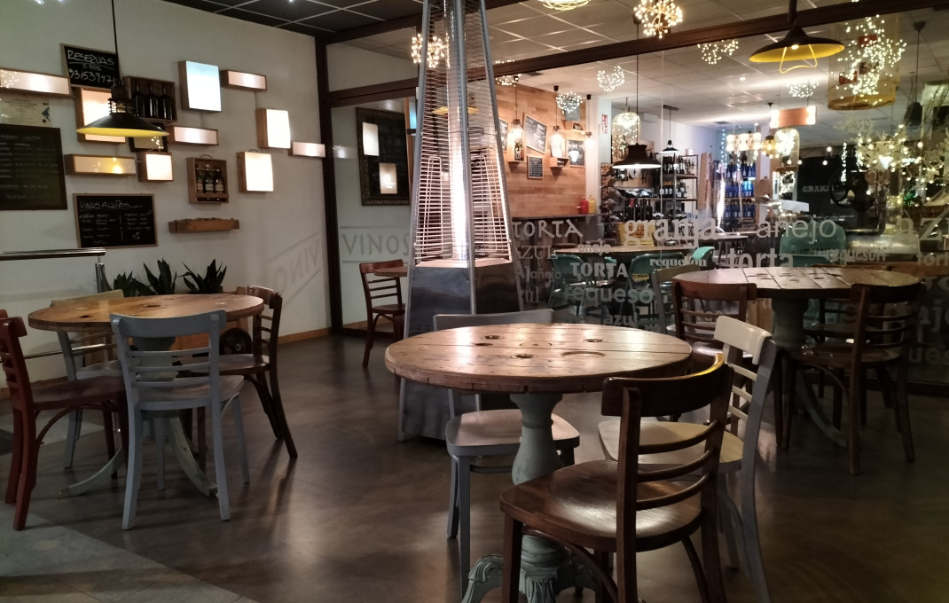 Transfert - Bar- C1 -
Esplugues de Llobregat - Montesa