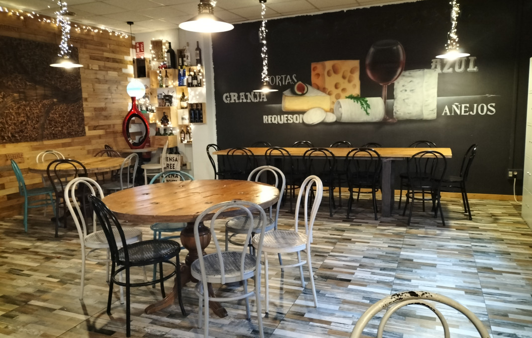 Transfert - Bar- C1 -
Esplugues de Llobregat - Montesa