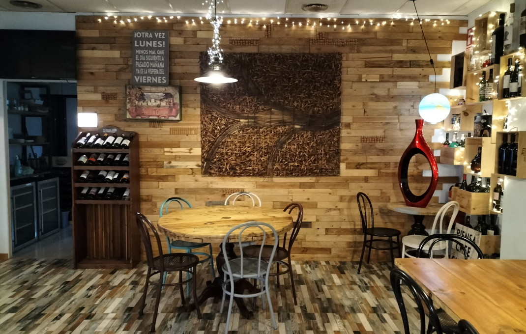 Transfert - Bar- C1 -
Esplugues de Llobregat - Montesa