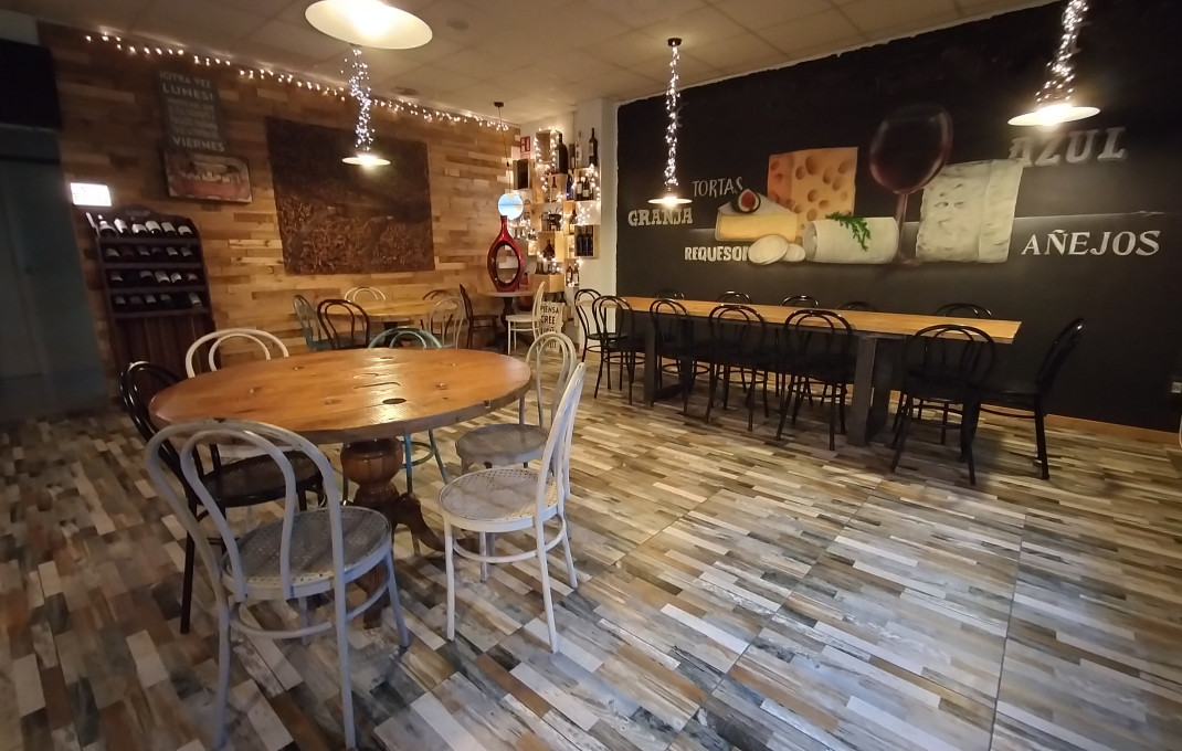 Transfert - Bar- C1 -
Esplugues de Llobregat - Montesa