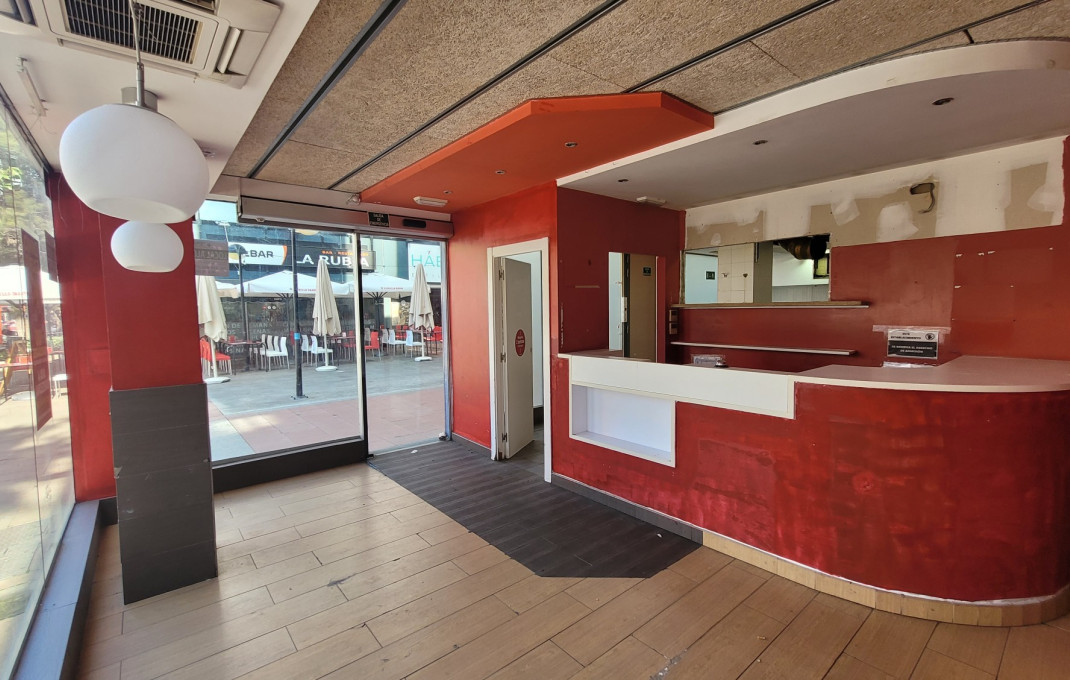 Traspaso - Restaurante -
Castelldefels