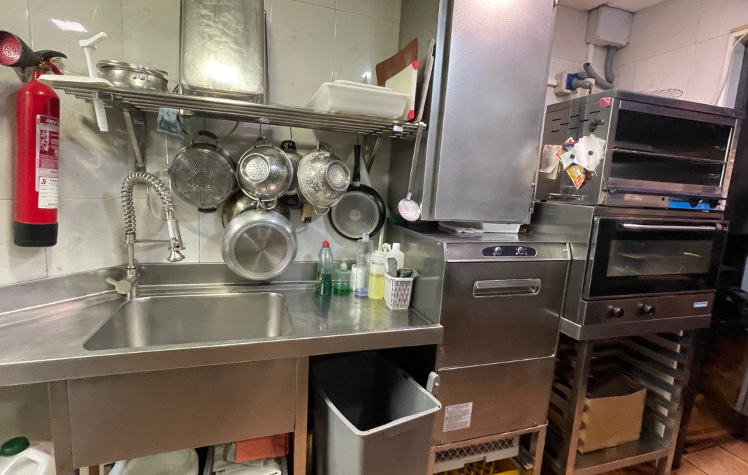 Sale - Bar Restaurante -
L'Hospitalet de Llobregat