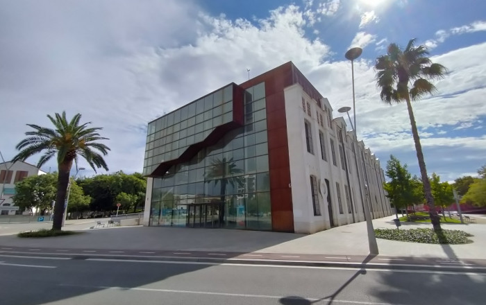 Venta - Local comercial -
Sant Feliu