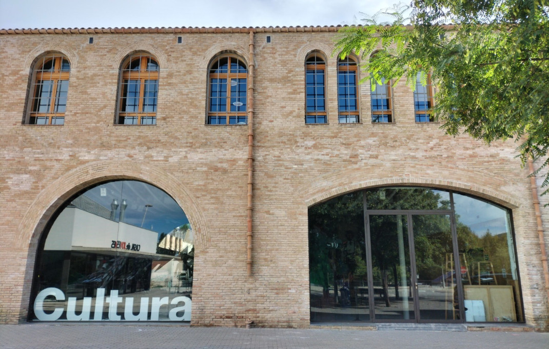 Venta - Local comercial -
Sant Feliu