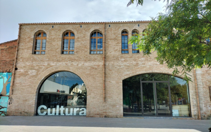 Venta - Local comercial -
Sant Feliu