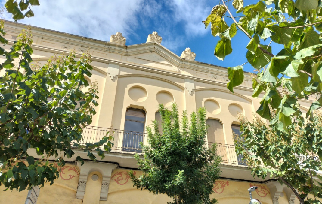 Venta - Local comercial -
Sant Feliu