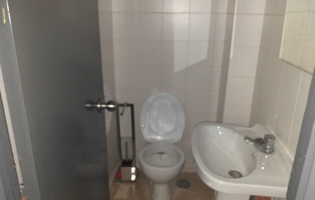 Venta - Local comercial -
Sant Feliu