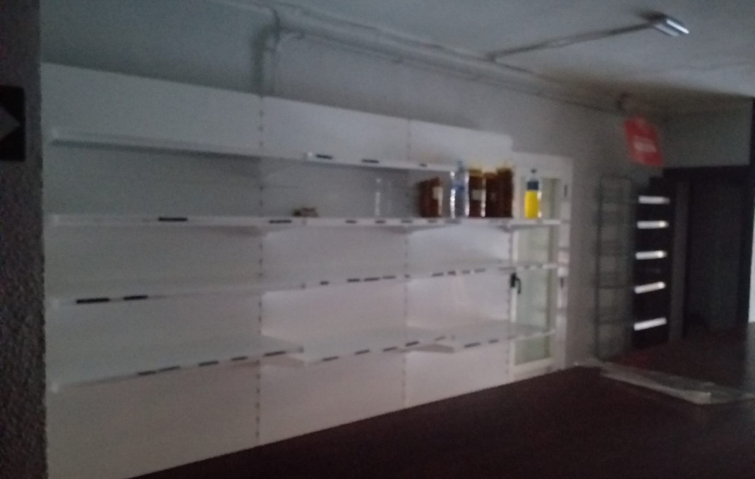 Venta - Local comercial -
Sant Feliu