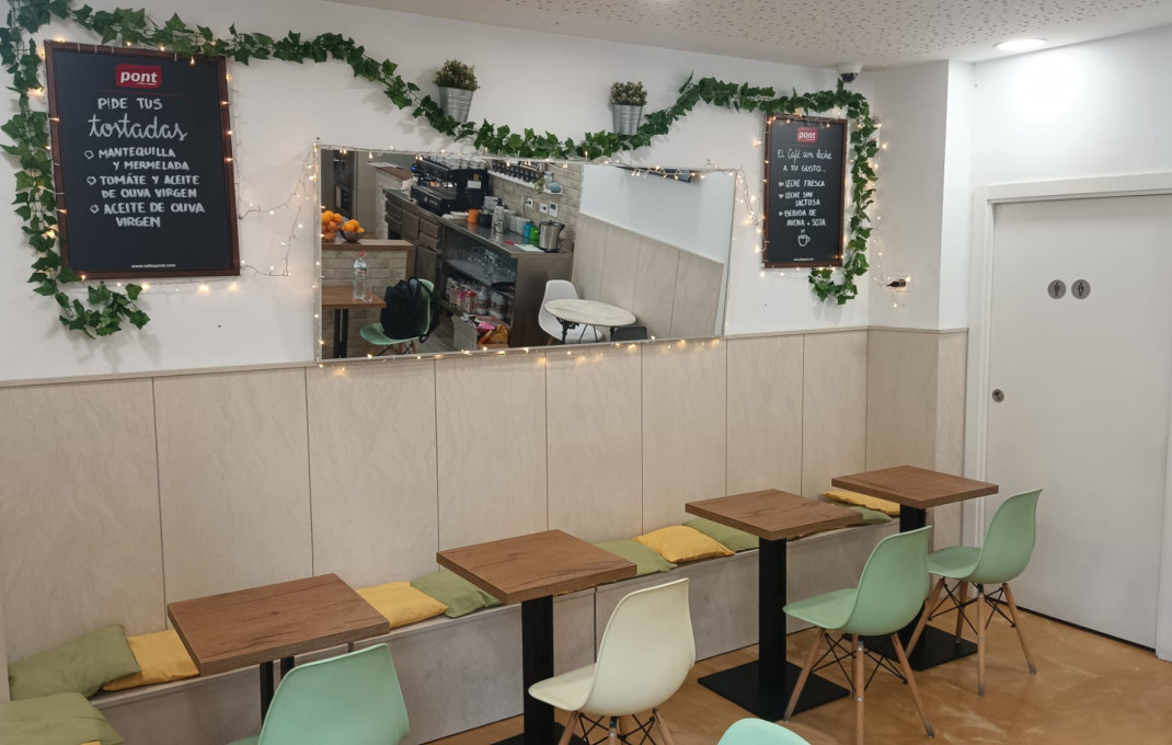 Traspaso - Obradores y/o Panaderias -
Badalona