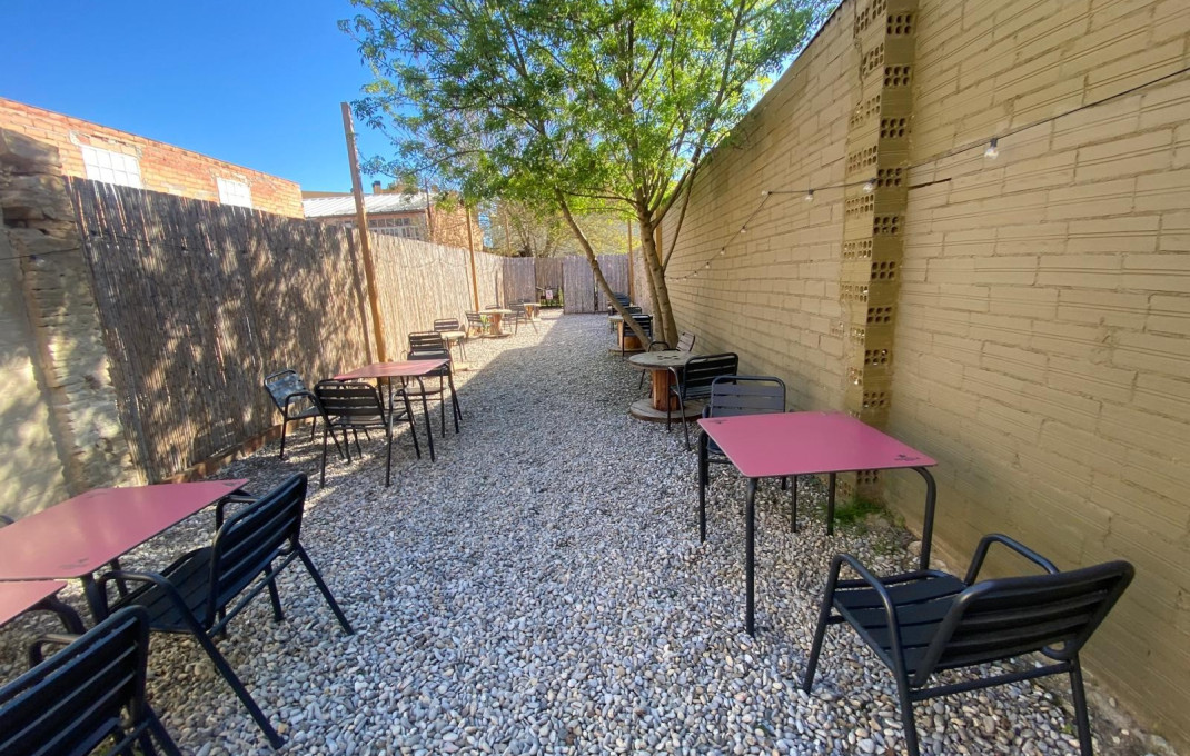 Traspaso - Bar Restaurante -
La Bisbal d'Empordà