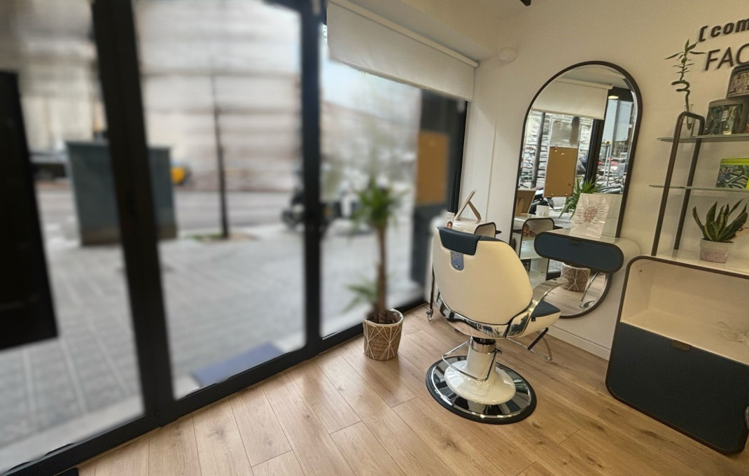 Traspaso - Peluquerias y Estetica -
Barcelona - Sarria-Sant Gervasi