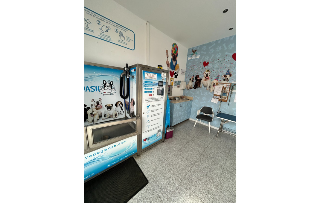 Traspaso - Local comercial -
Castelldefels