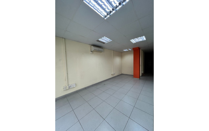 Alquiler - Local comercial -
Gavá