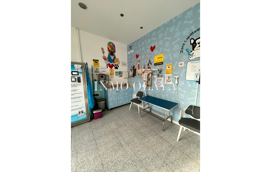 Traspaso - Local comercial -
Castelldefels