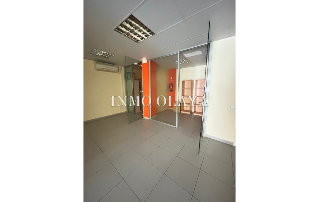 Revente - Local comercial -
Gavá