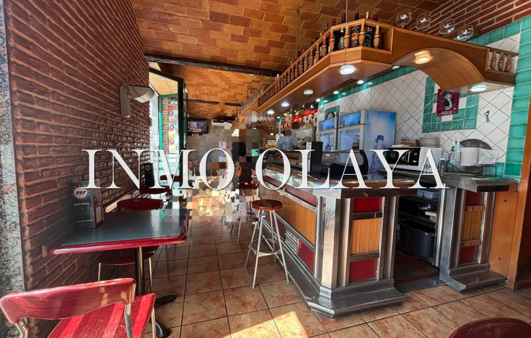 Traspaso - Restaurante -
Barcelona - Gràcia