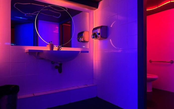 Transfert - Bar Copas Musical -
Barcelona - Eixample Izquierdo