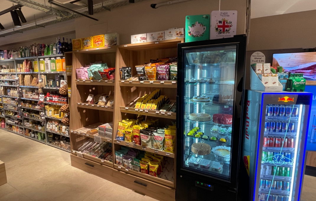 Transfert - Supermarché -
Barcelona - Eixample