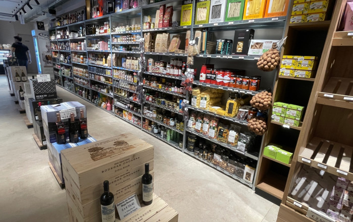 Transfert - Supermarché -
Barcelona - Eixample