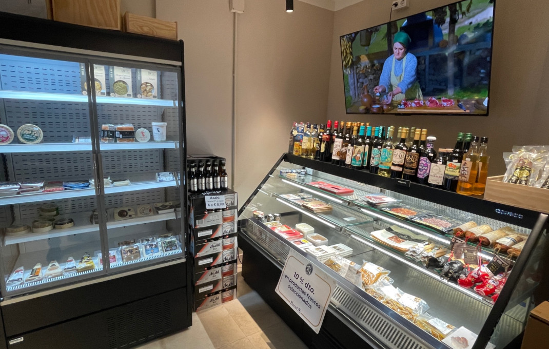 Transfert - Supermarché -
Barcelona - Eixample