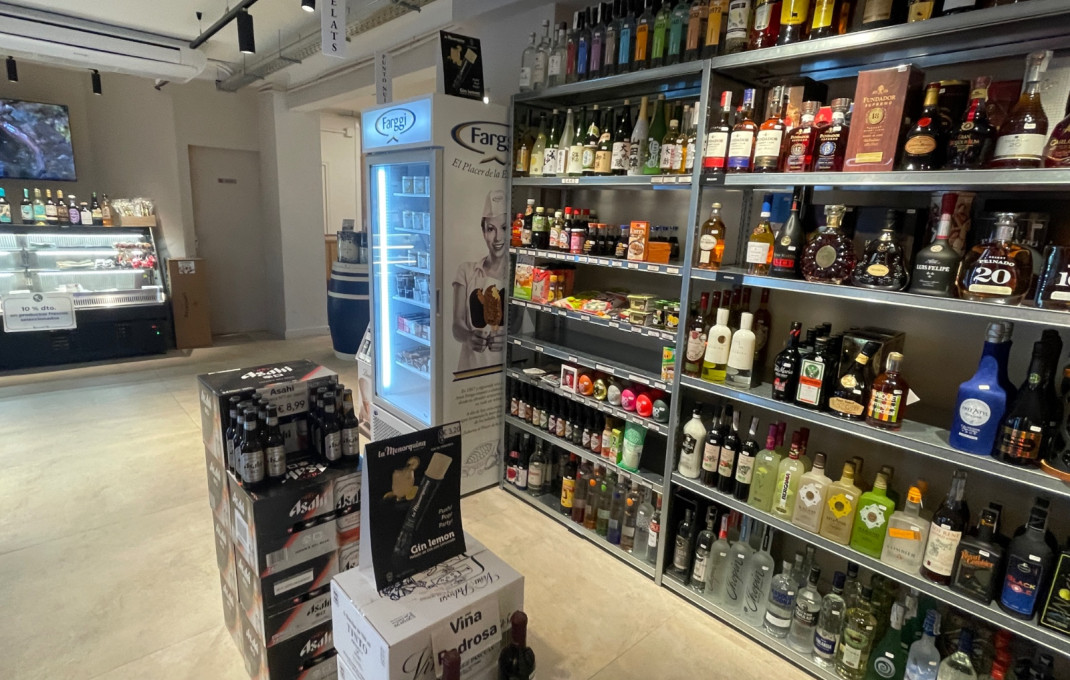 Transfert - Supermarché -
Barcelona - Eixample