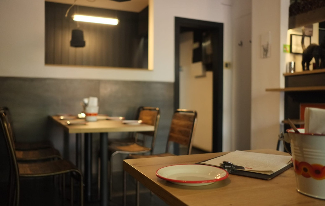 Traspaso - Restaurante -
Barcelona - Sant Andreu