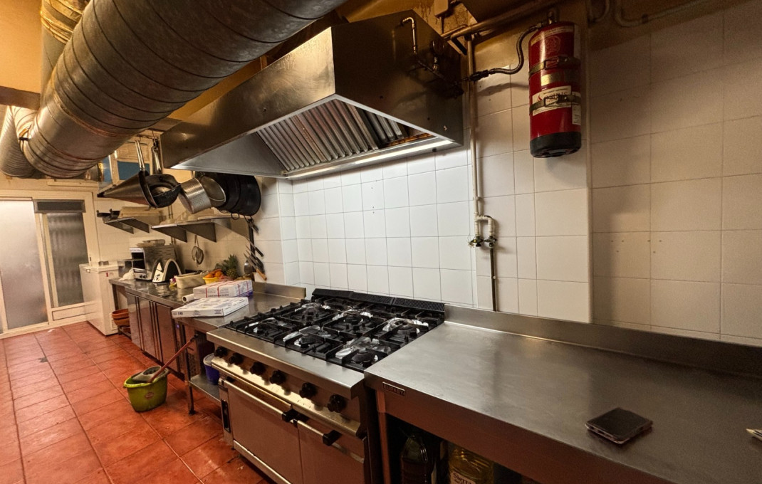 Traspaso - Take Away -
Barcelona - Gràcia