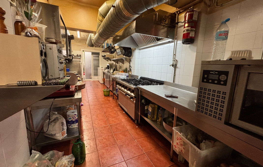 Traspaso - Take Away -
Barcelona - Gràcia