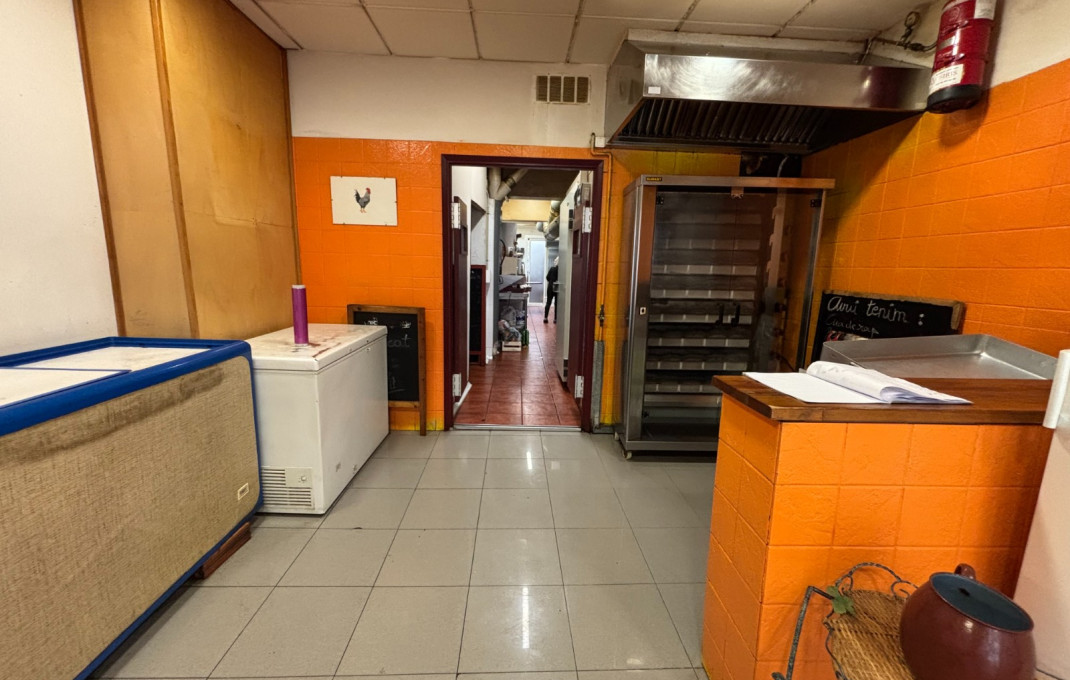 Traspaso - Take Away -
Barcelona - Gràcia