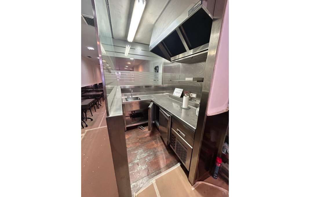 Traspaso - Bar-Cafeteria -
Sant Boi de Llobregat - La Montayeta