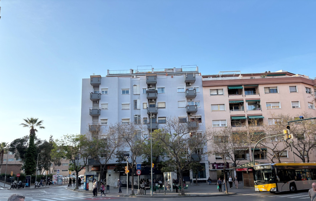 Traspaso - Bar-Cafeteria -
Sant Boi de Llobregat - La Montayeta