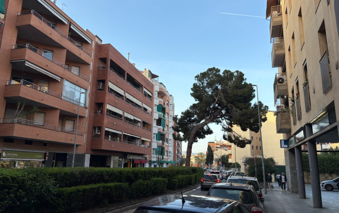 Traspaso - Bar-Cafeteria -
Sant Boi de Llobregat - La Montayeta