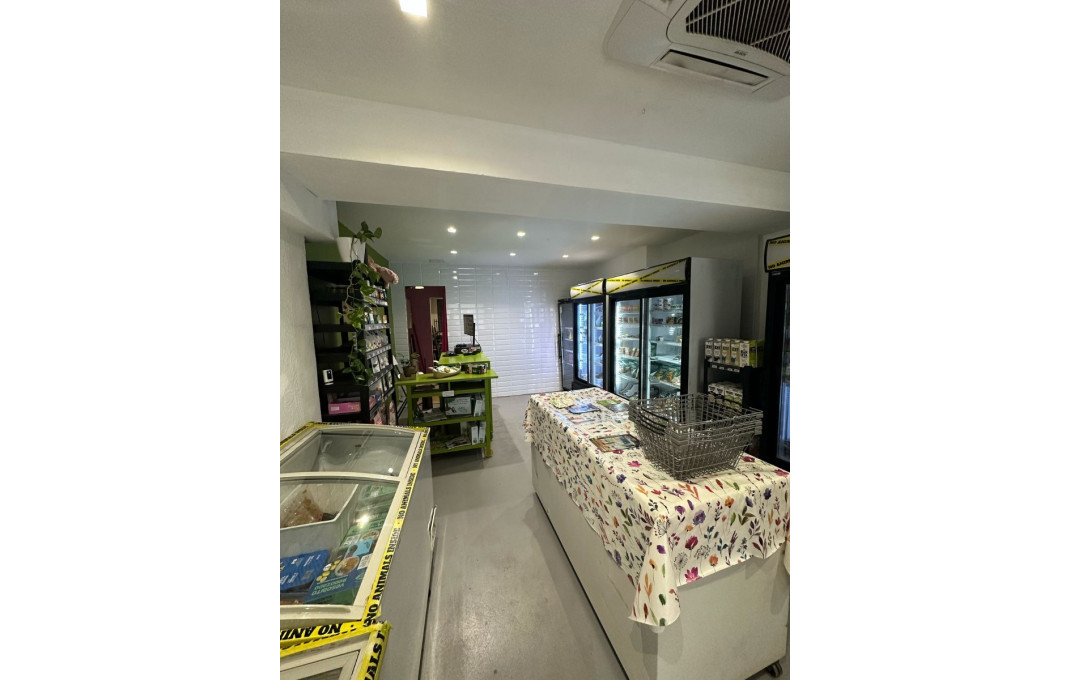 Traspaso - Tiendas -
Barcelona - Sagrada familia