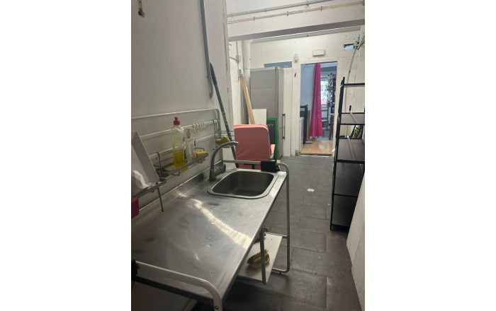 Traspaso - Tiendas -
Barcelona - Sagrada familia