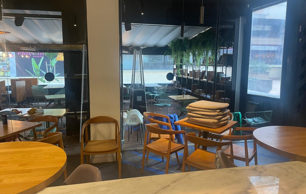 Transfert - Bar Restaurante -
Palma de Mallorca - Palma