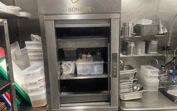 Transfert - Bar Restaurante -
Palma de Mallorca - Palma